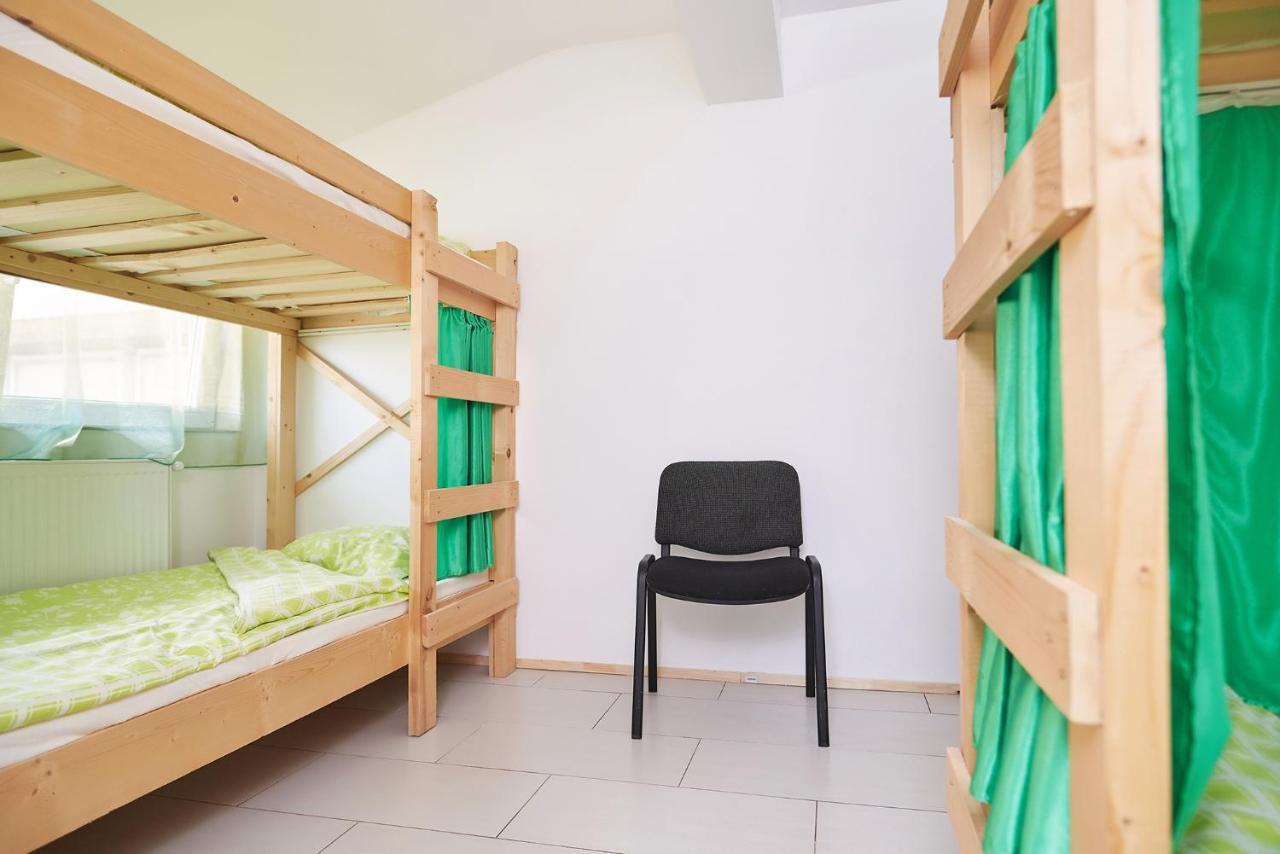 Zen House Hostel Timisoara Ngoại thất bức ảnh