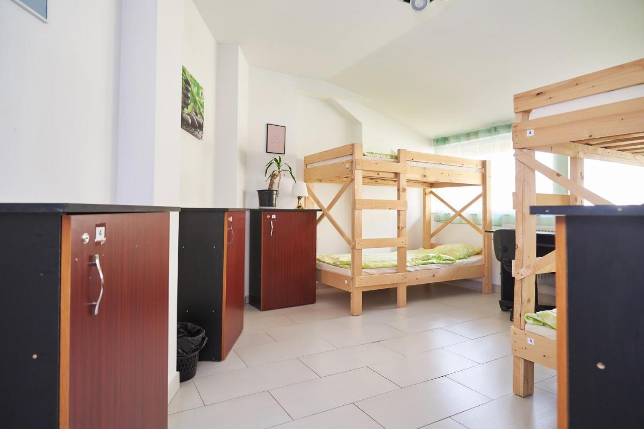 Zen House Hostel Timisoara Ngoại thất bức ảnh