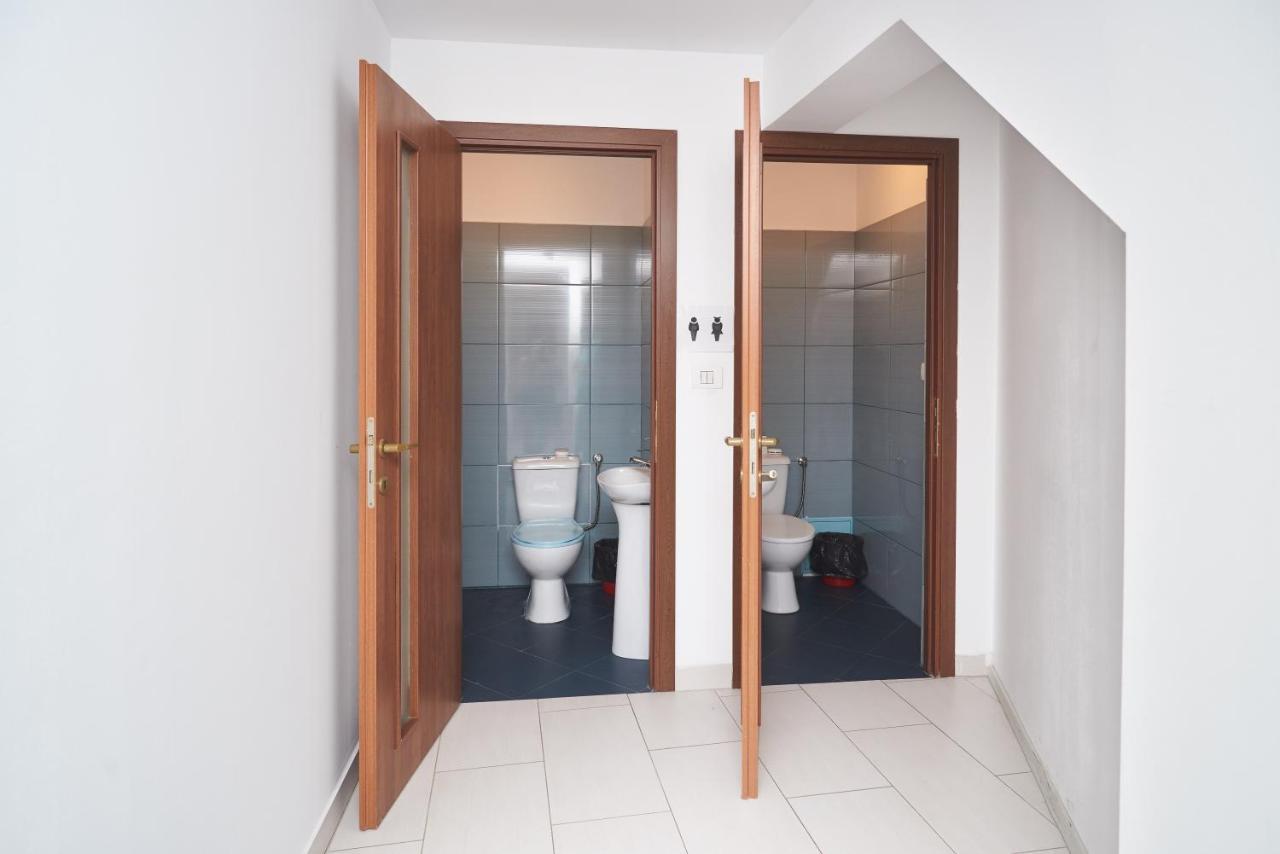 Zen House Hostel Timisoara Ngoại thất bức ảnh
