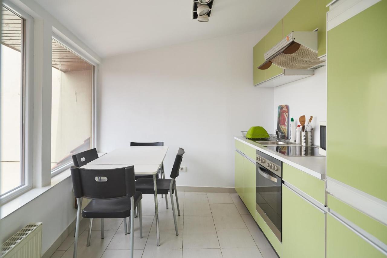Zen House Hostel Timisoara Ngoại thất bức ảnh